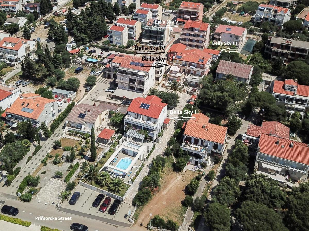 Apartments Bella Sky II Новалья Экстерьер фото